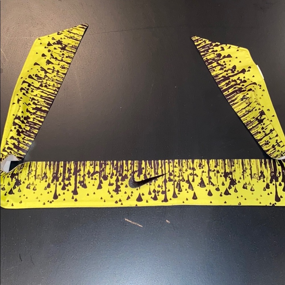 Nike splatter paint tie head band
